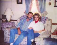 parents.jpg (5881 bytes)